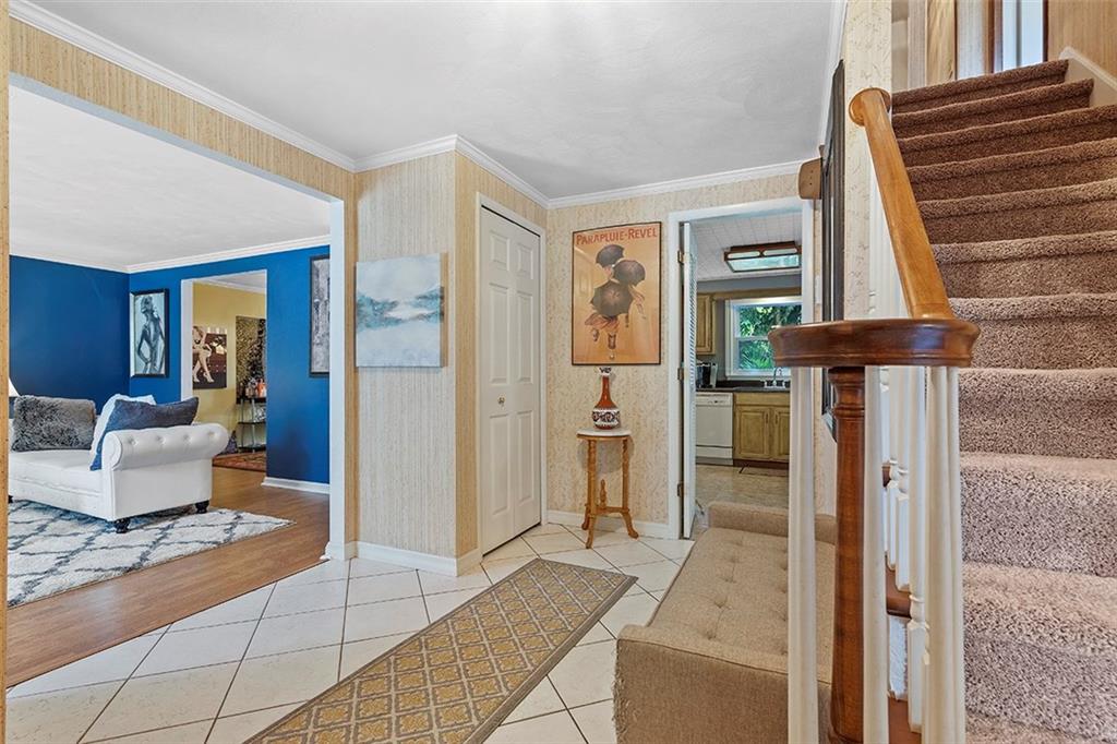 7117 Shannon Road Verona, PA 15147 - Photo 13 of 25 Gallery Image 13