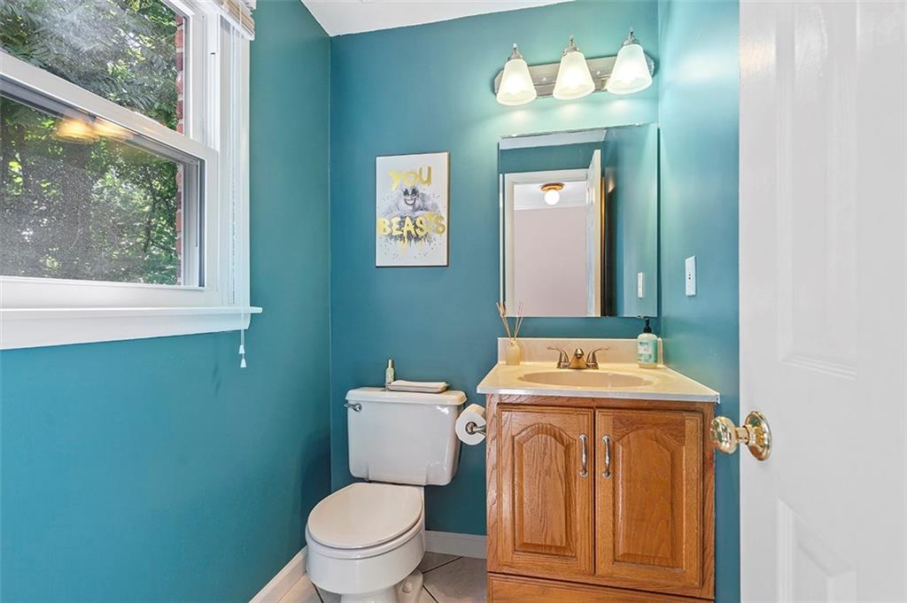 7117 Shannon Road Verona, PA 15147 - Photo 14 of 25 Gallery Image 14