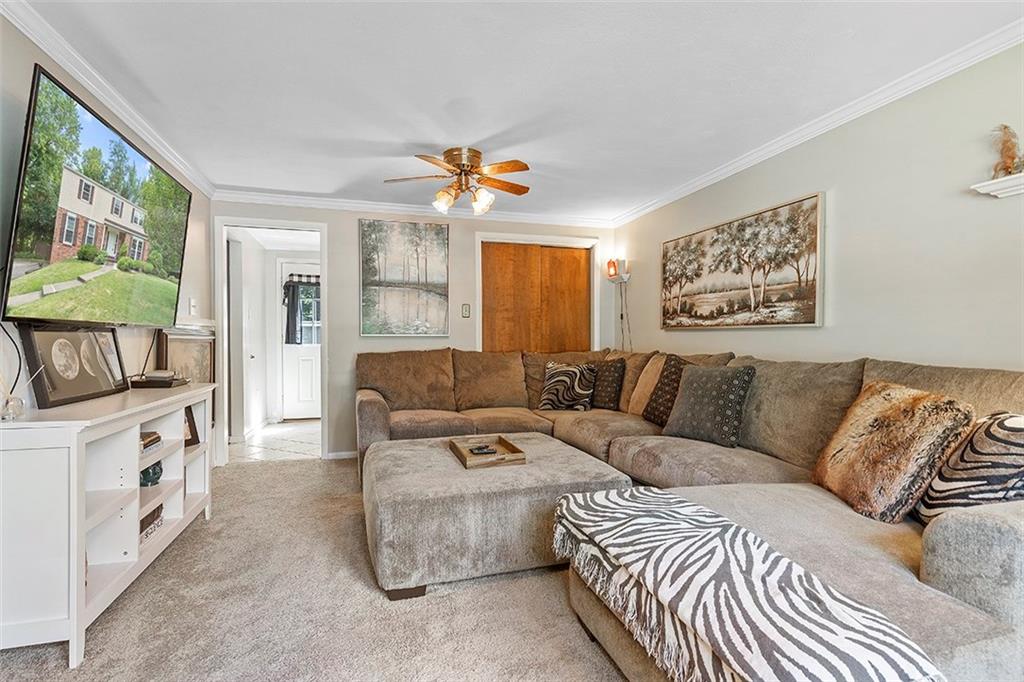 7117 Shannon Road Verona, PA 15147 - Photo 16 of 25 Gallery Image 16