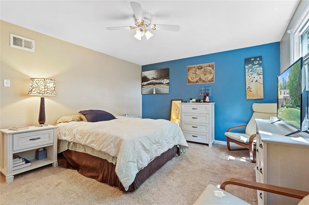 7117 Shannon Road Verona, PA 15147 - Photo 20 of 25 Gallery Image 20