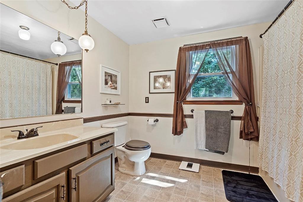 7117 Shannon Road Verona, PA 15147 - Photo 22 of 25 Gallery Image 22