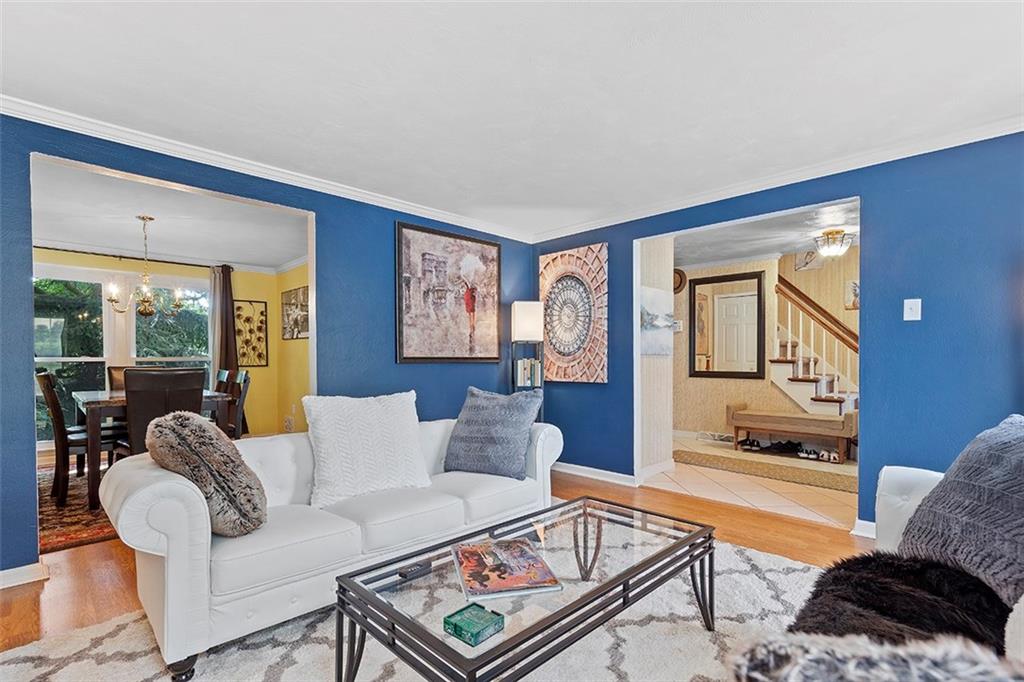 7117 Shannon Road Verona, PA 15147 - Photo 5 of 25 Gallery Image 5