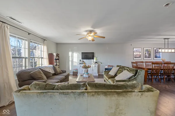 $299,999 | 1134 Maple Trace Way, Sheridan, IN 46069