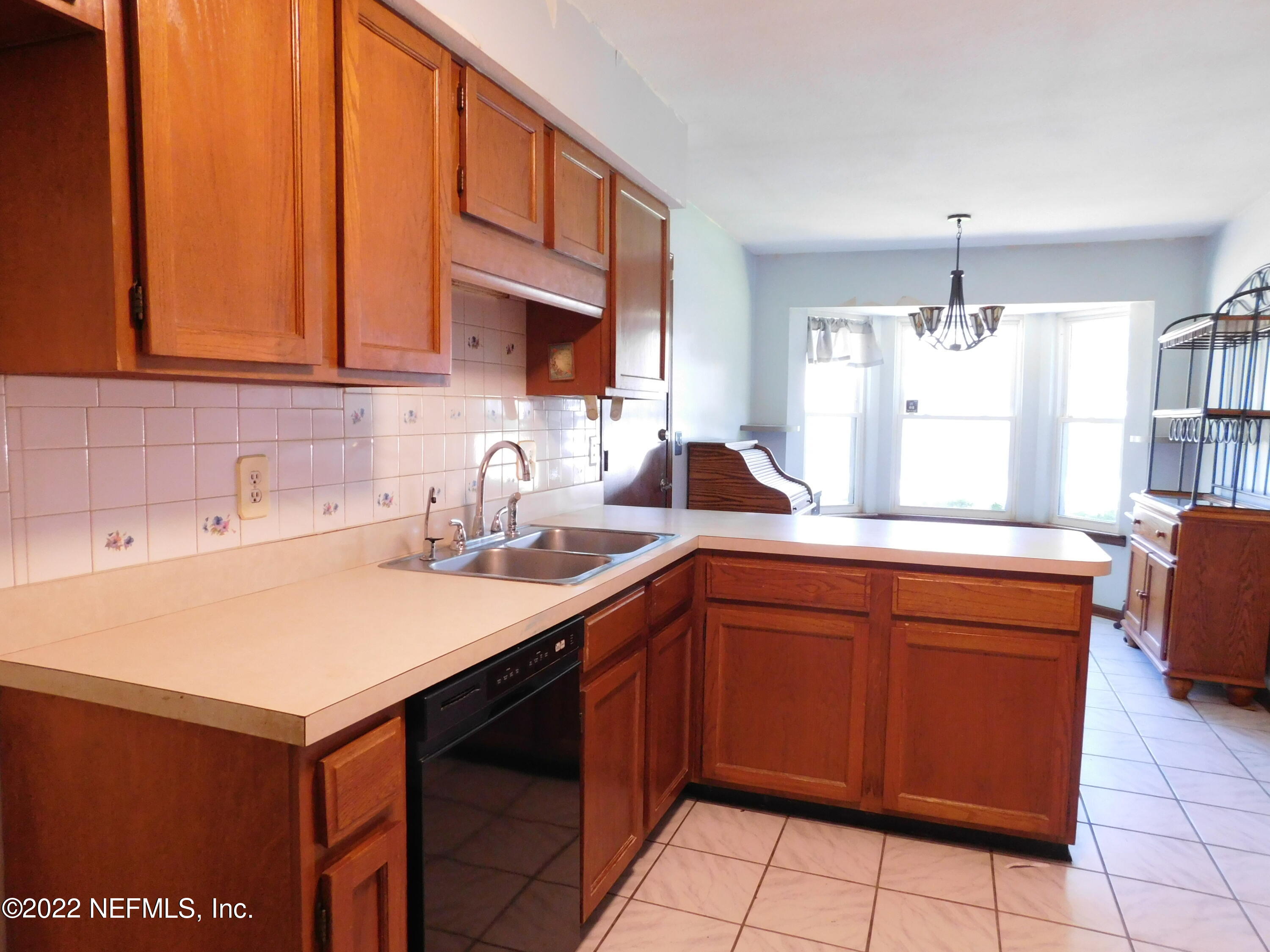 5324 Raccoon Ridge Court Jacksonville, FL 32258 - Photo 9 of 31 DSCN5781