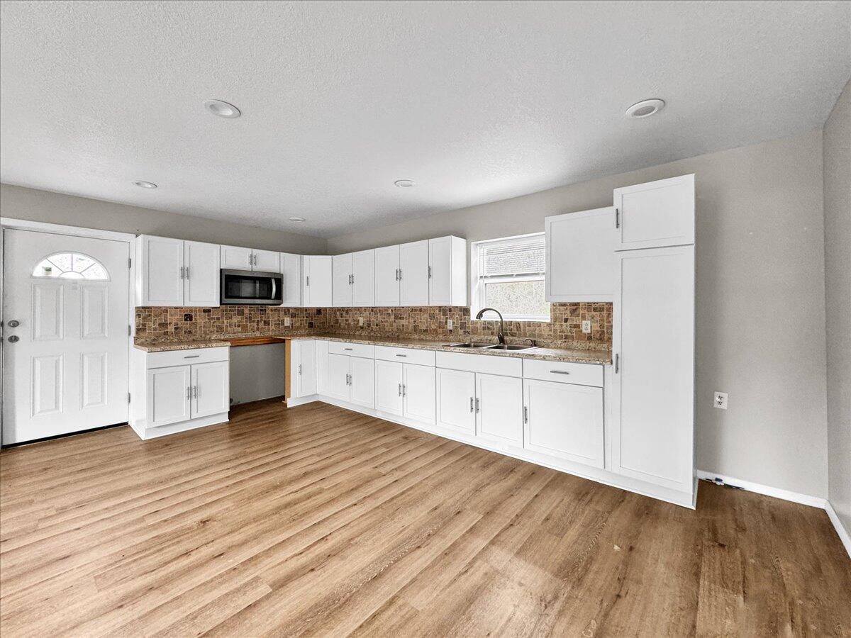477 Canoe Lake Road Holt, FL 32564 - Photo 3 of 28 13-IMG_0086