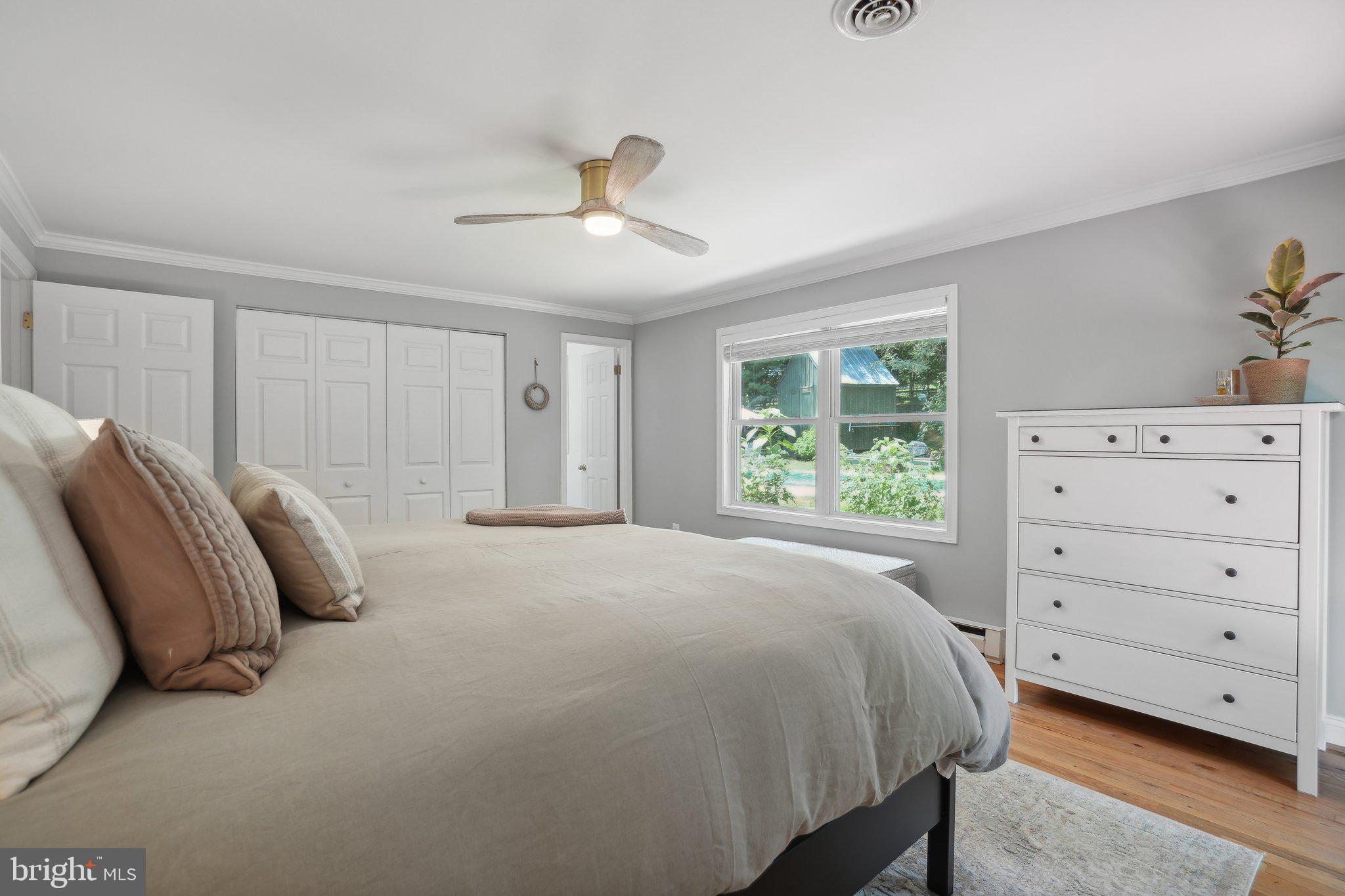 41756 Stumptown Road Leesburg, VA 20176 - Photo 16 of 61 Primary bedroom