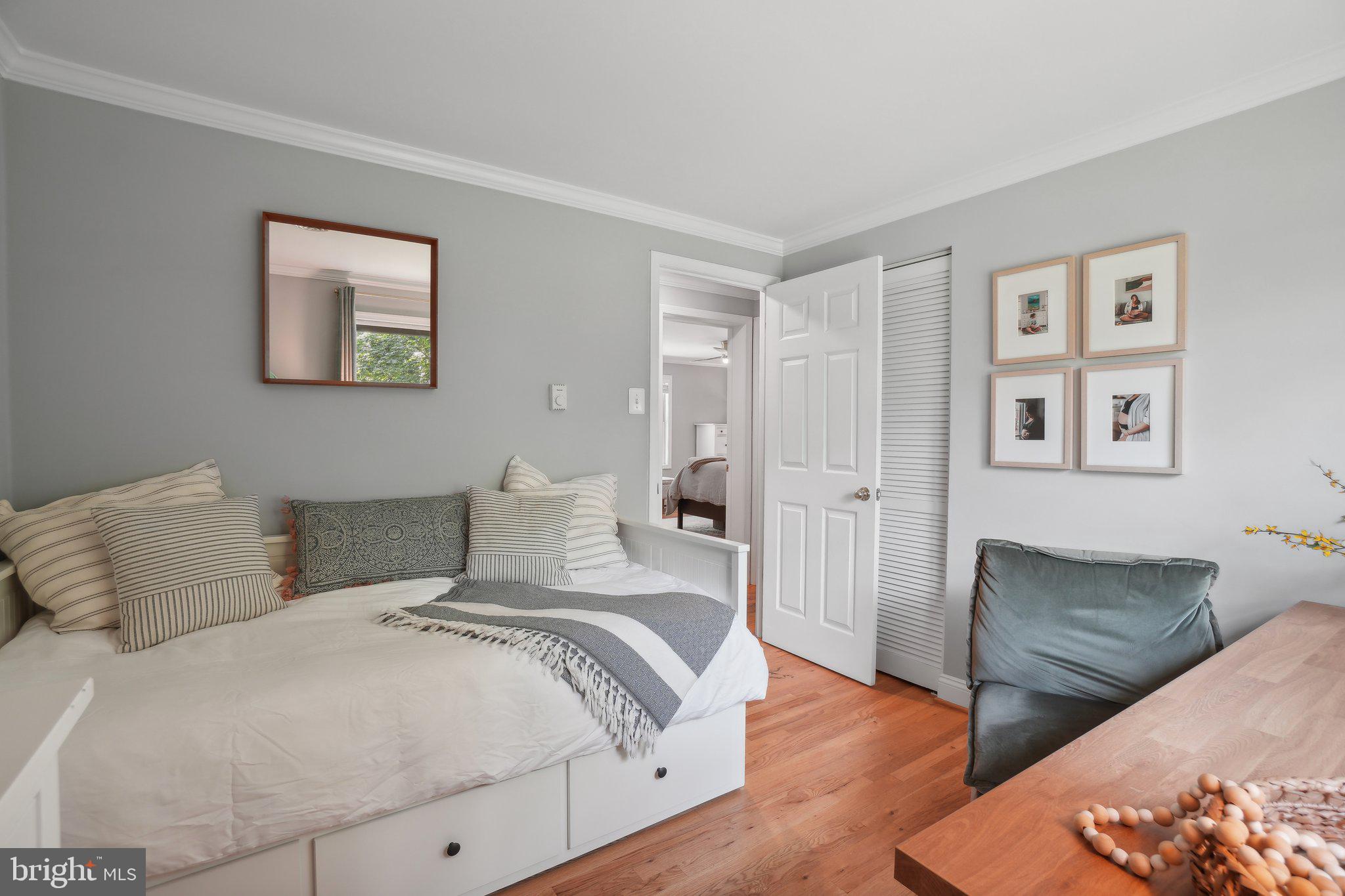 41756 Stumptown Road Leesburg, VA 20176 - Photo 23 of 61 Guest Bedroom #1