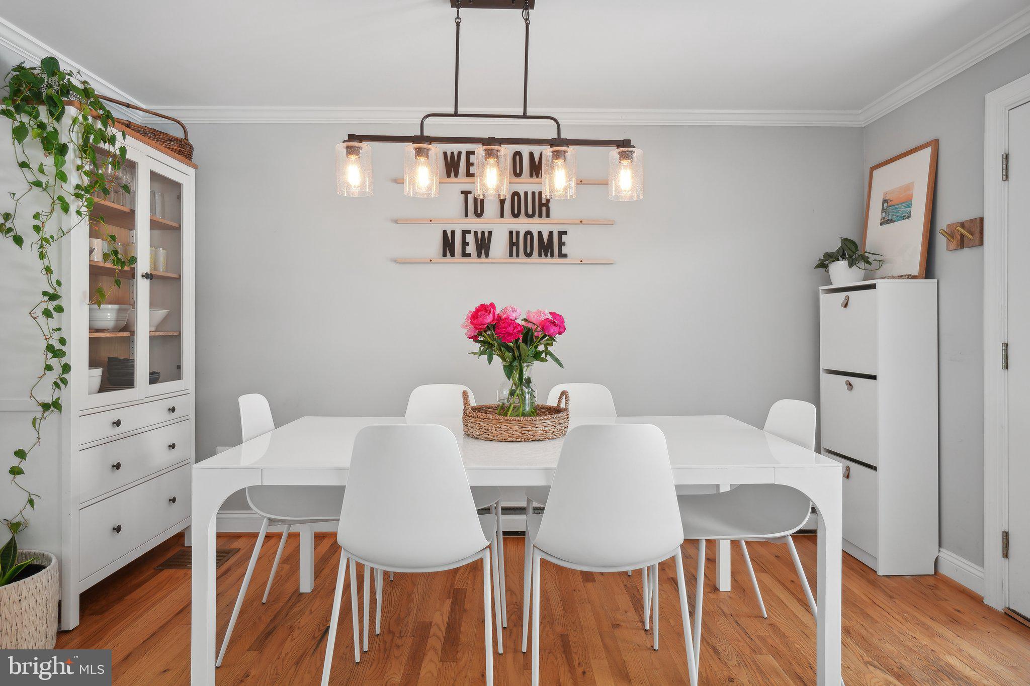 41756 Stumptown Road Leesburg, VA 20176 - Photo 8 of 61 Dining room area