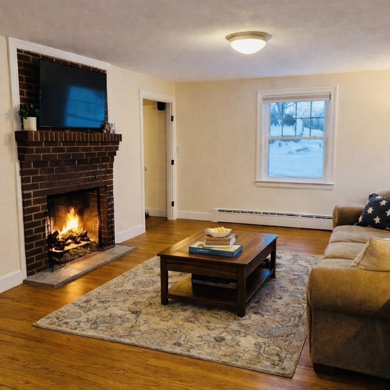 40 Longview Street Haverhill, MA 01830 - Photo 5 of 28