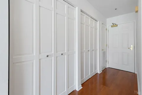 a room with lots of table and chairs