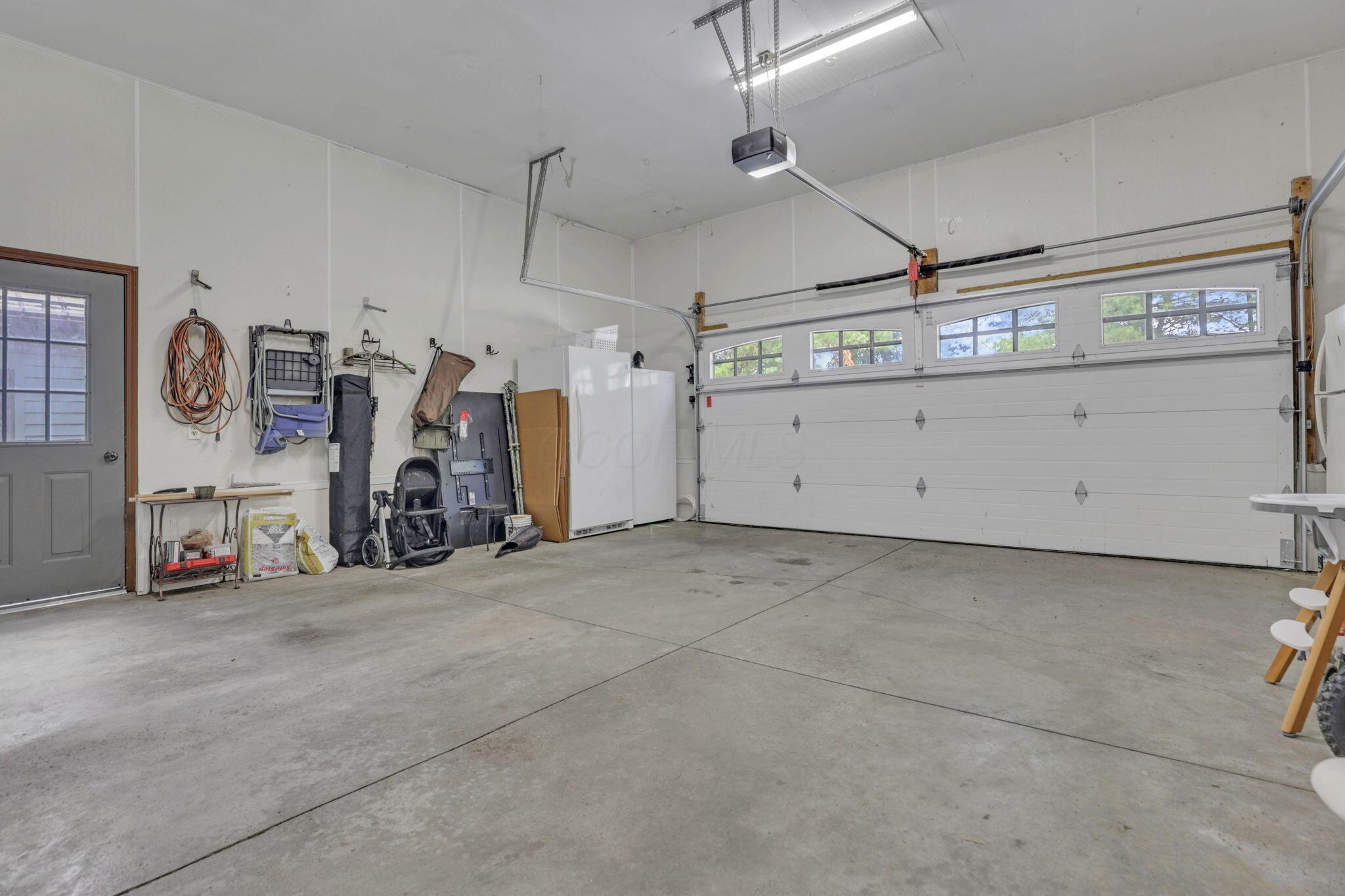 10485 Shipley Road Johnstown, OH 43031 - Photo 71 of 127 Over Sized 2 Car Garage
