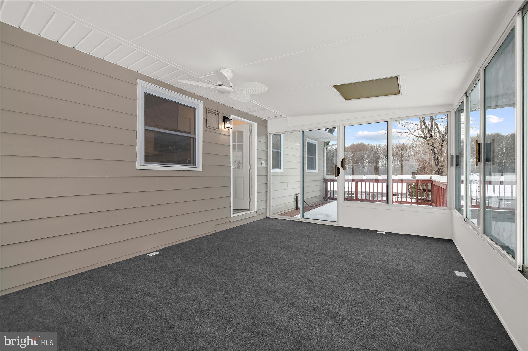 405 Rugby Avenue Baltimore, MD 21225 - Photo 41 of 62 Perfect for entertaining and relaxation
