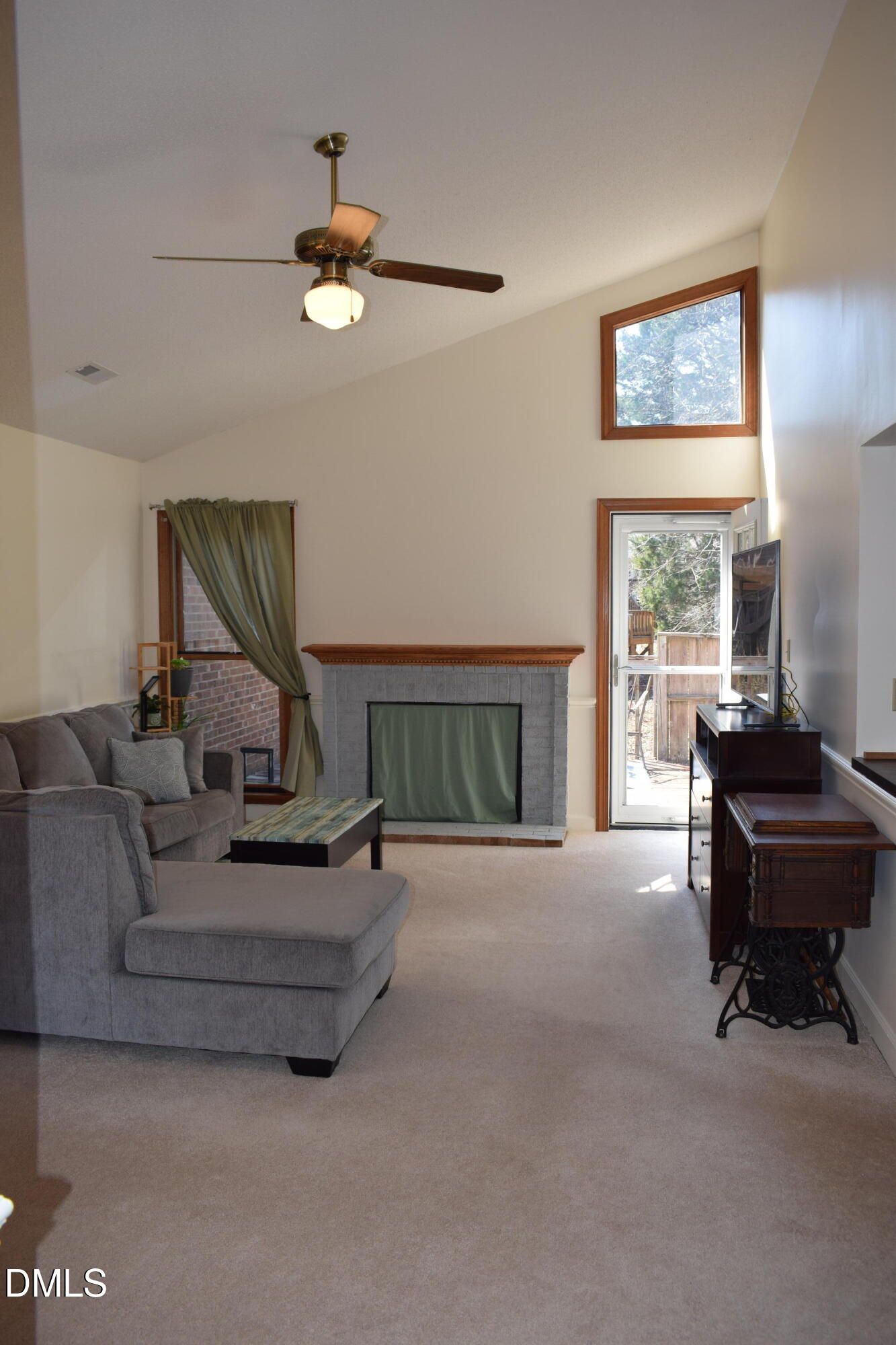 5500 Fortunes Ridge Drive, Unit 85C Durham, NC 27713 - Photo 7 of 47 DSC_0121