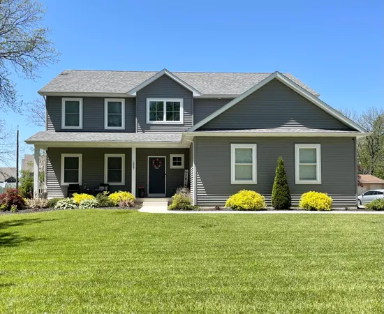 $609,900 | 1957 Hickory Drive, Hobart, IN 46342