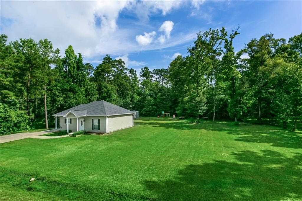 29161 Henry White Road Albany, LA 70711 - Photo 2 of 15 Gallery Image 2