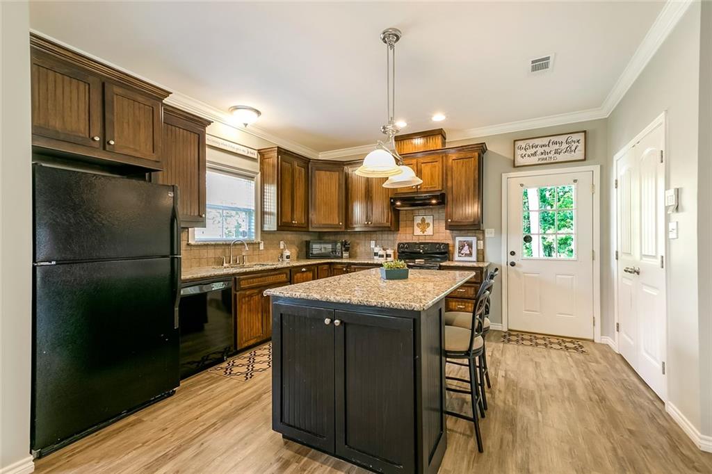 29161 Henry White Road Albany, LA 70711 - Photo 7 of 15 Gallery Image 7