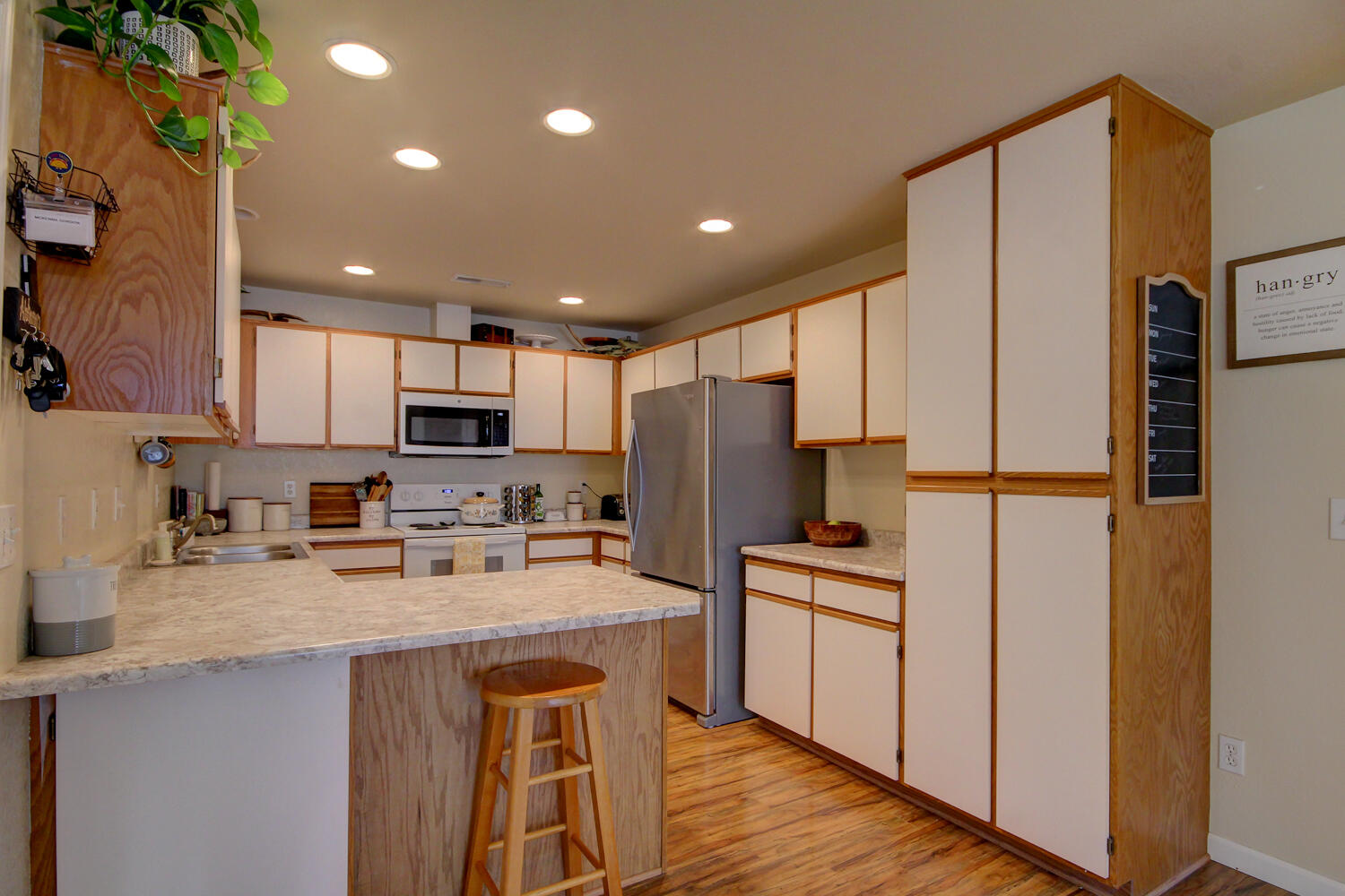 428 Merlee Circle Eagle Point, OR 97524 - Photo 12 of 22 428 Merlee-2
