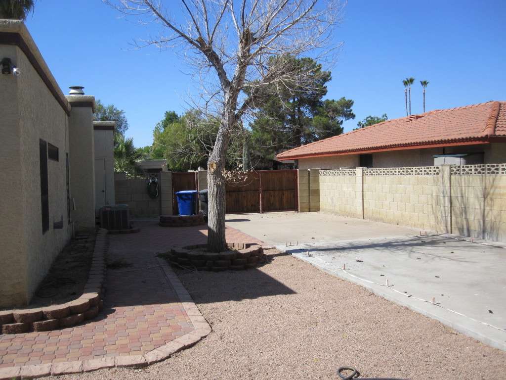 2248 East Inca Street Mesa, AZ 85213 - Photo 3 of 8 Back/side yard
