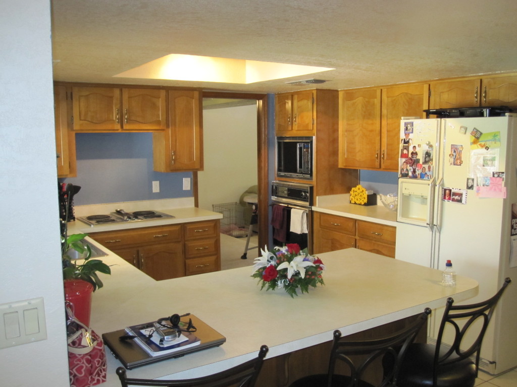 2248 East Inca Street Mesa, AZ 85213 - Photo 4 of 8 Kitchen