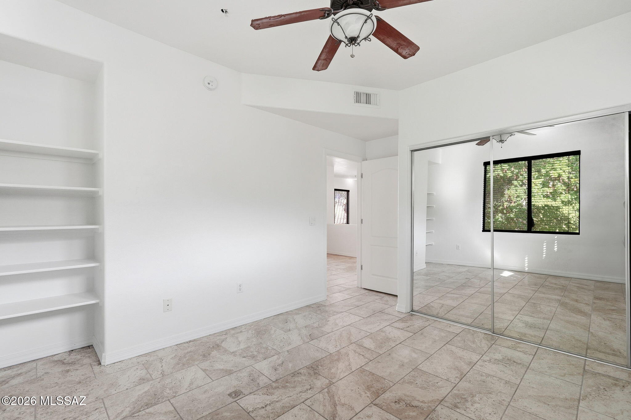 2550 East River Road, Unit 1203 Tucson, AZ 85718 - Photo 29 of 39 Guest Room 2