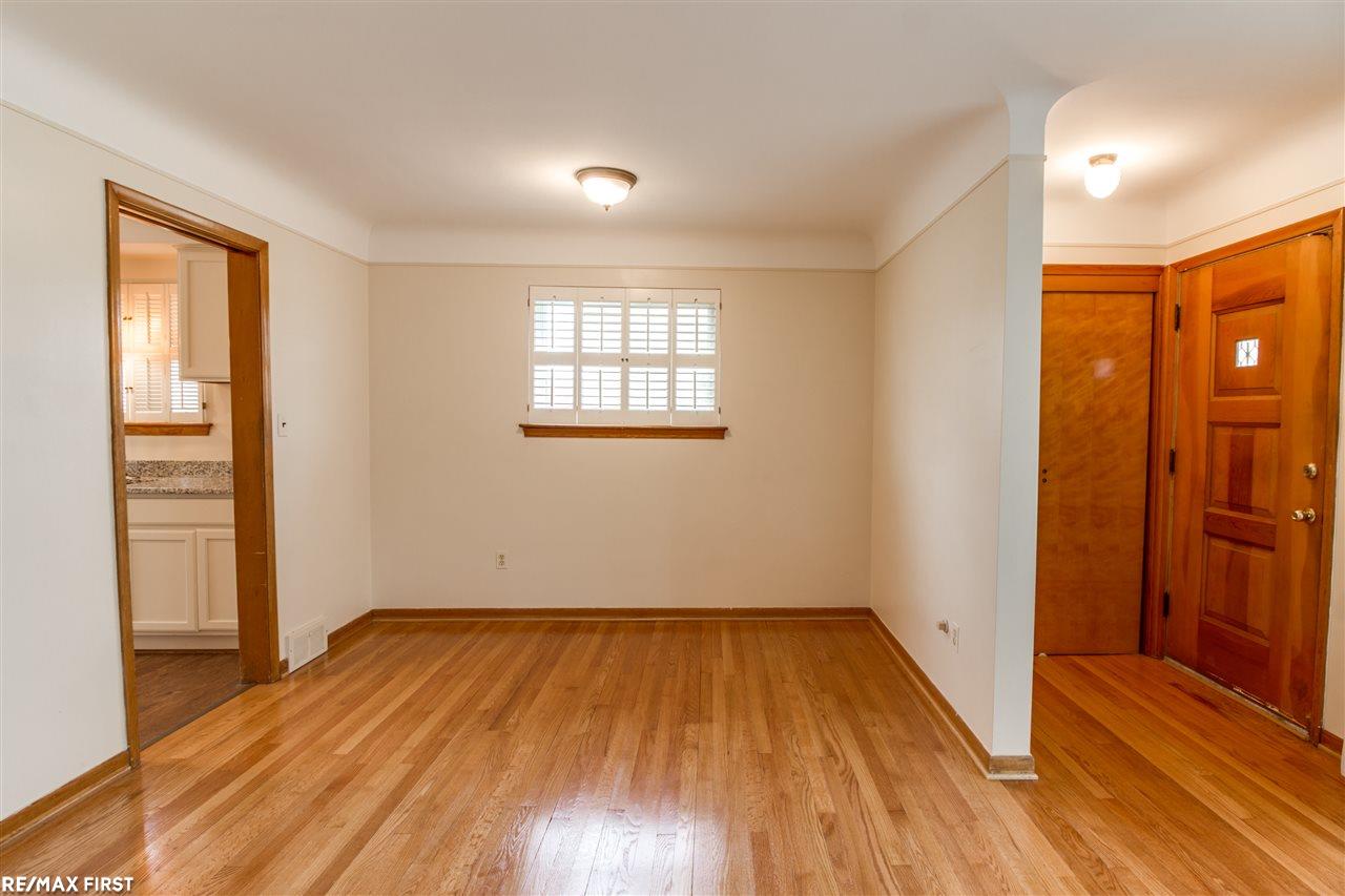 18395 East 13 Mile Road Fraser, MI 48026 - Photo 3 of 29 31318364-2.JPG