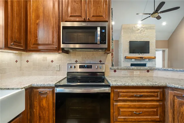 $725,000 | 26752 Nelson Road, Hempstead, TX 77445