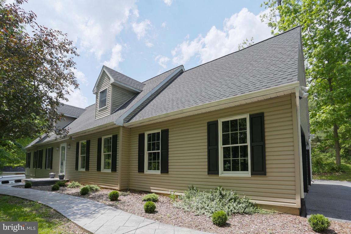 610 Speedwell Forge Road Lititz, PA 17543 - Photo 2 of 42