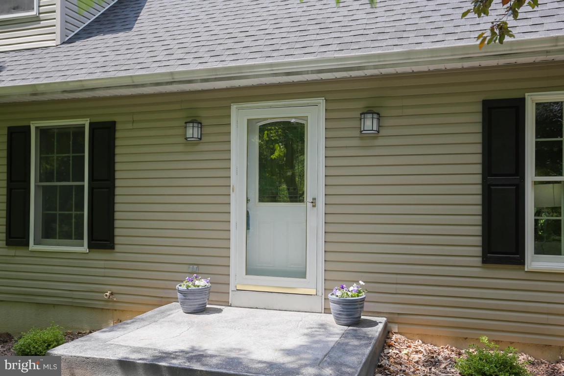 610 Speedwell Forge Road Lititz, PA 17543 - Photo 4 of 42