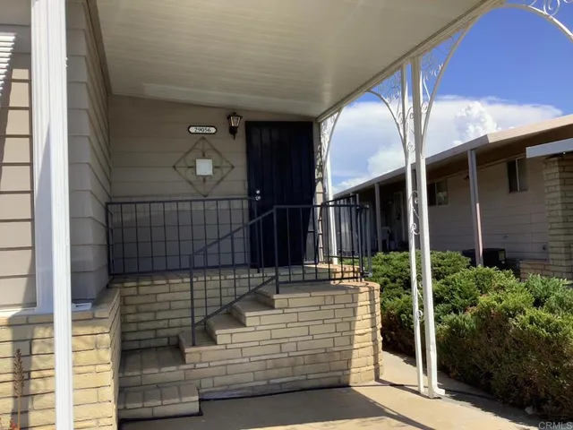 $329,700 | 29056 Via Playa Del Rey, Murrieta, CA 92563