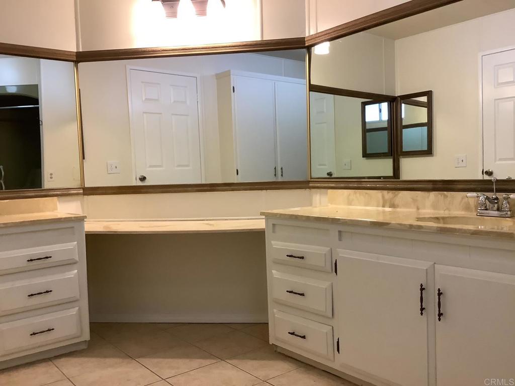 29056 Via Playa Del Rey Murrieta, CA 92563 - Photo 19 of 28 Primary bath