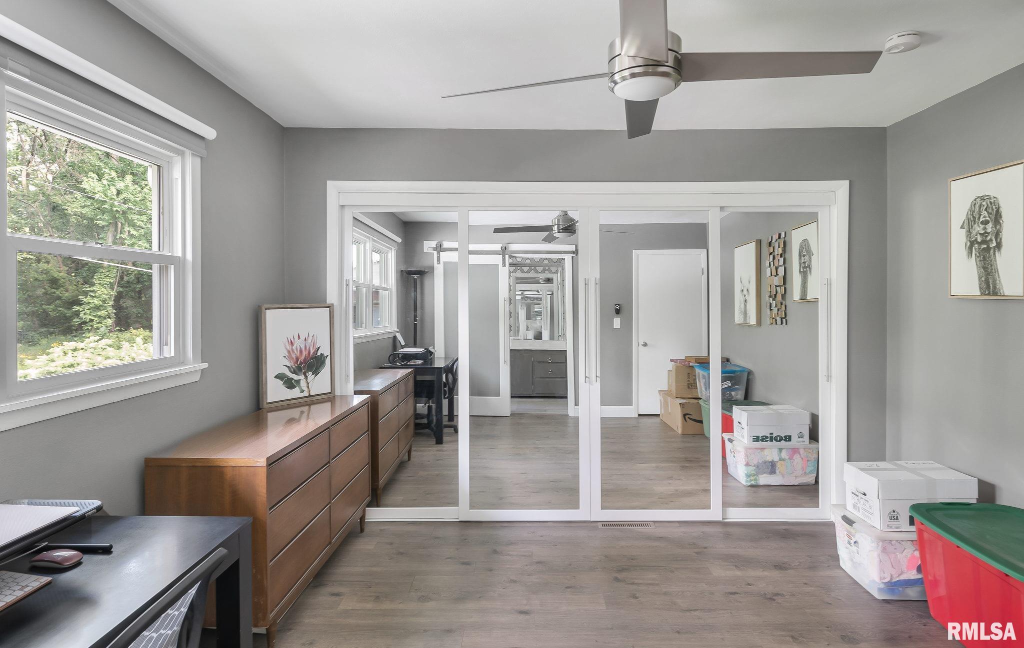 2879 Forest Road Davenport, IA 52803 - Photo 12 of 33 Gallery Image 12