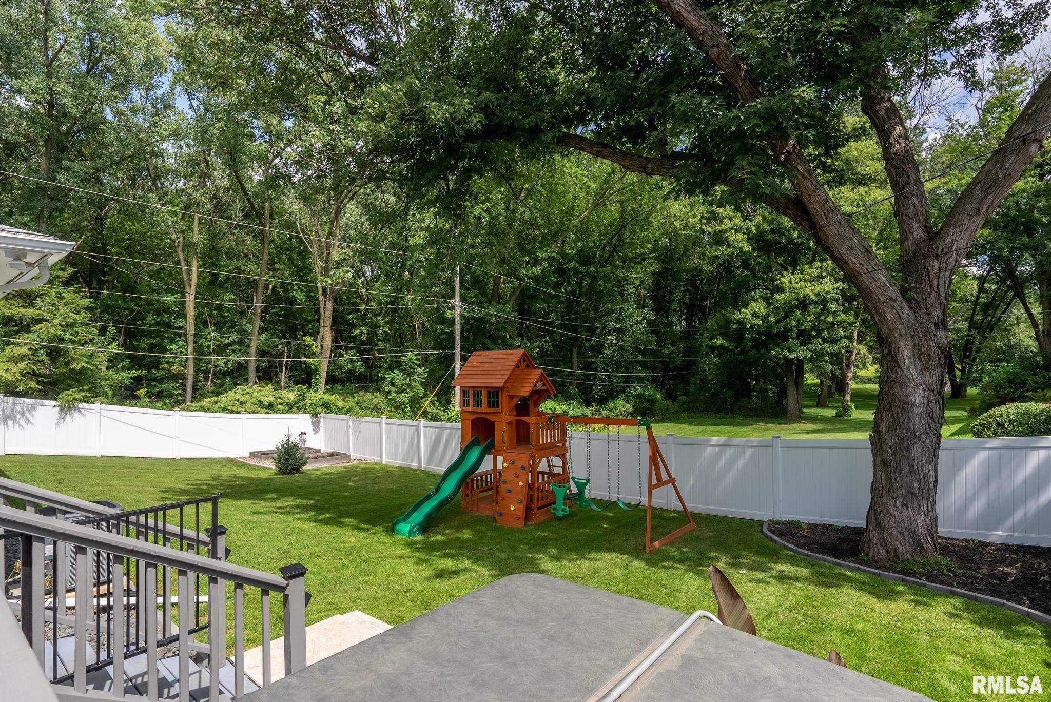 2879 Forest Road Davenport, IA 52803 - Photo 28 of 33 Gallery Image 28