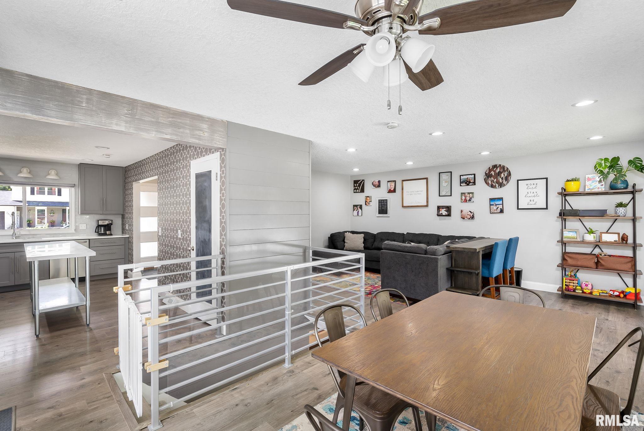 2879 Forest Road Davenport, IA 52803 - Photo 6 of 33 Gallery Image 6