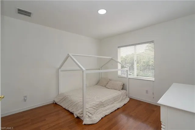 $750,000 | 8271 Laurel Lakes Way, Naples, FL 34119