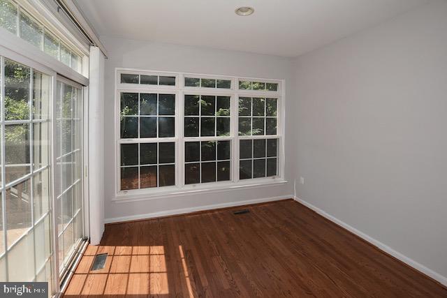 7328 Fountain Spring Court Springfield, VA 22150 - Photo 16 of 39 Gallery Image 16