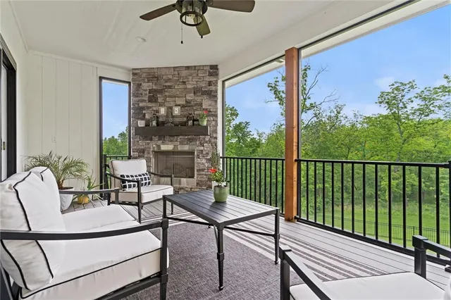 $1,180,000 | 4 Black Hawk Drive, Lake Winnebago, MO 64034