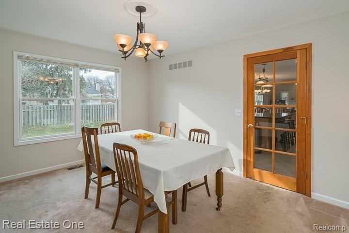 2724 Santia Road Troy, MI 48085 - Photo 18 of 45 Image_18.jpg