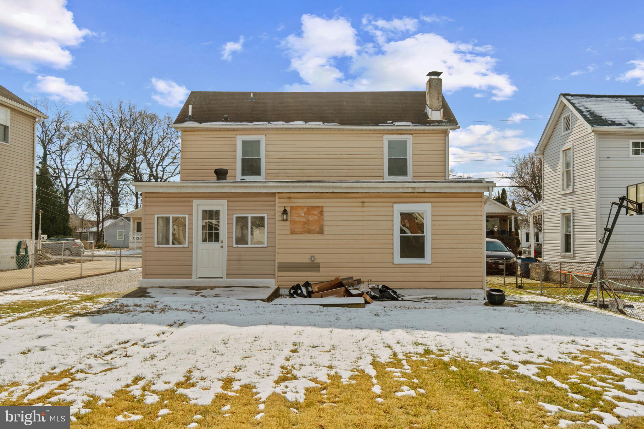 348 Townsend Road Baltimore, MD 21221 - Photo 21 of 25