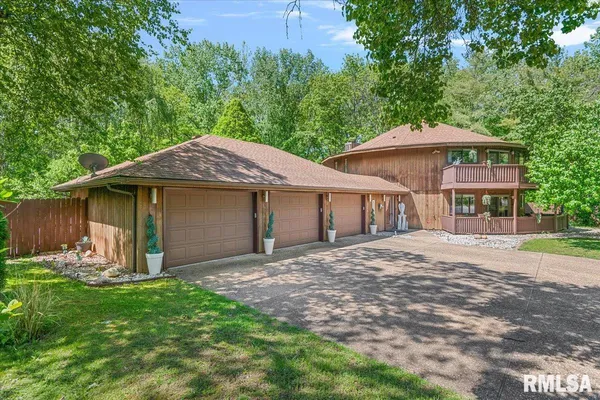 $315,000 | 3316 Collingwood Drive, Springfield, IL 62711