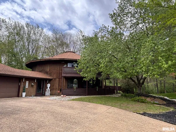 $315,000 | 3316 Collingwood Drive, Springfield, IL 62711
