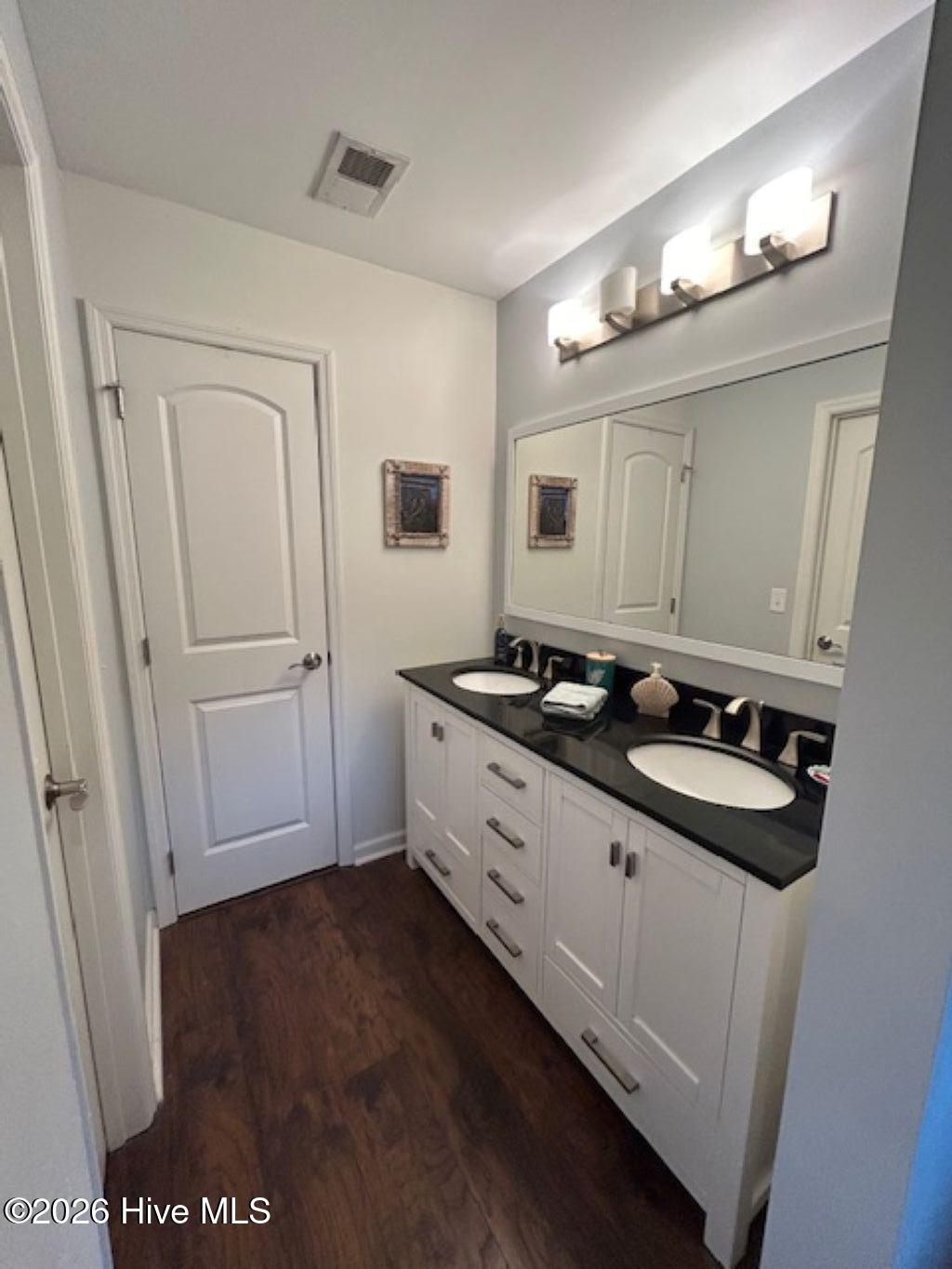 1914 Goose Creek Road Southwest, Unit 2204 Ocean Isle Beach, NC 28469 - Photo 16 of 33 double sinks