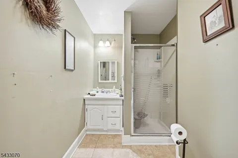 $2,400 | 82 Maple Avenue, Morristown, NJ 07960
