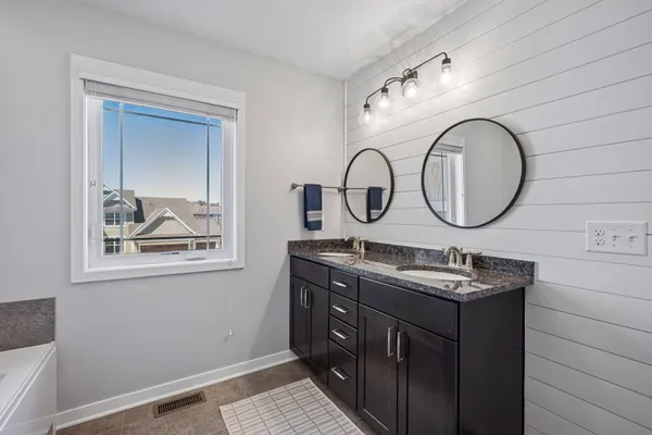 $785,000 | 14725 51st Avenue North, Plymouth, MN 55446