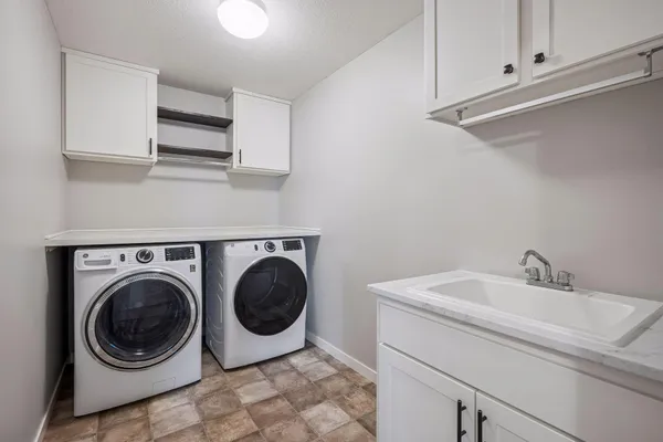 $785,000 | 14725 51st Avenue North, Plymouth, MN 55446