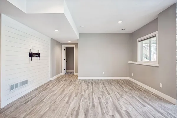 $785,000 | 14725 51st Avenue North, Plymouth, MN 55446