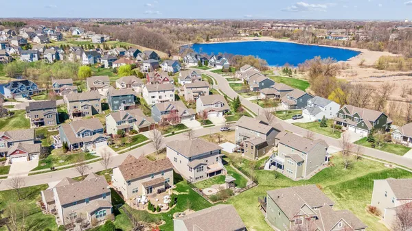 $785,000 | 14725 51st Avenue North, Plymouth, MN 55446