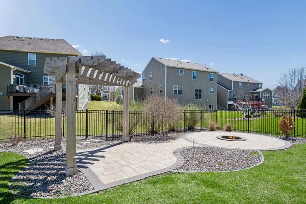 $785,000 | 14725 51st Avenue North, Plymouth, MN 55446