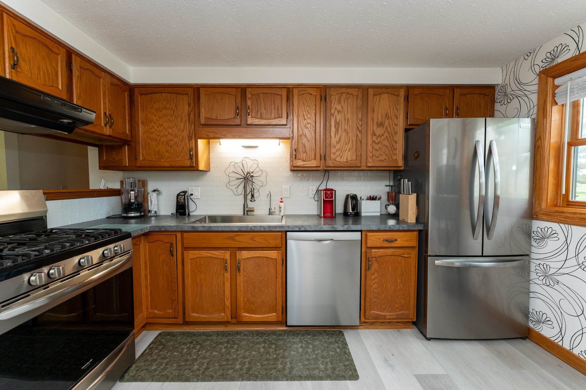 1735 Scully Road Mount Pleasant, MI 48858 - Photo 13 of 34