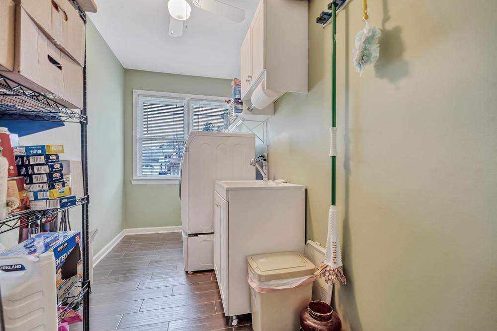 217 Heron Road Brick, NJ 08723 - Photo 20 of 25 Laundry Room