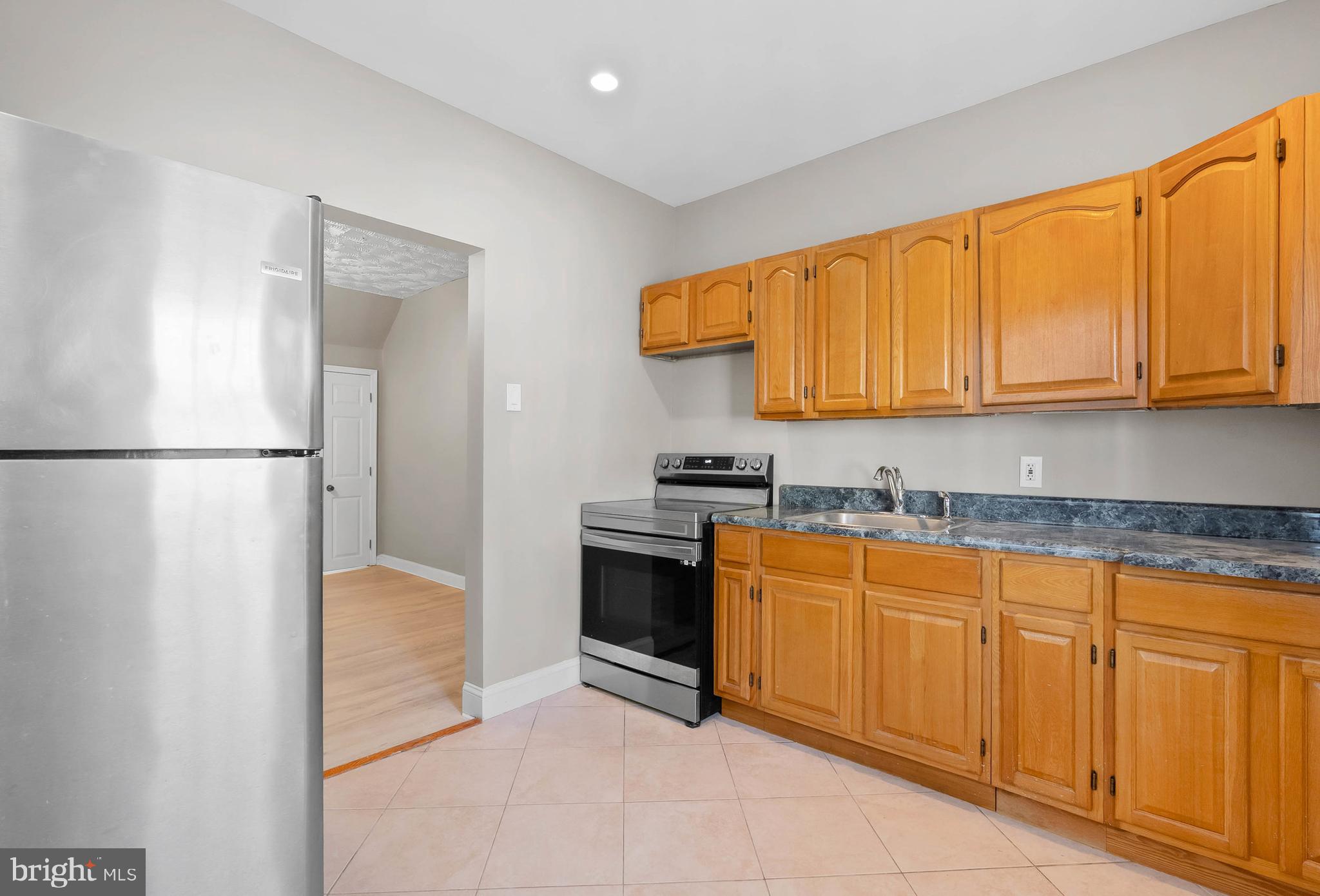 5531 Addison Street Philadelphia, PA 19143 - Photo 8 of 20 Gallery Image 8